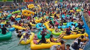 Check spelling or type a new query. Ribuan Wisatawan Padati Taman Air Sabda Alam Kolam Ombak Dan Mandi Busa Jadi Favorit Tribun Jabar