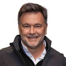 Cliff Ong's Instagram, Twitter & Facebook