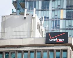 Specifically, historical dividend growth rates, dividend payout ratios, dividend policy, and business fundamentals. Verizon Communications Inc Nyse Vz Dividend Giant Raised Its Payout Again