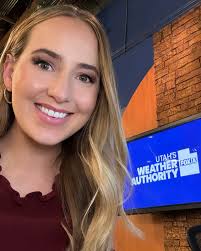 Allison Croghan's Instagram, Twitter & Facebook