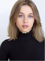 Orphan Black: Echoes" Pegasus Girl (TV Episode 2023)