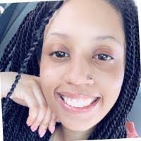 Kirsten Ware's Instagram, Twitter & Facebook