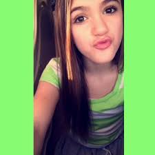 Alissa Archer (@archer_alissa)