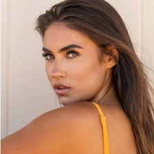 Jada Cooper's Instagram, Twitter & Facebook