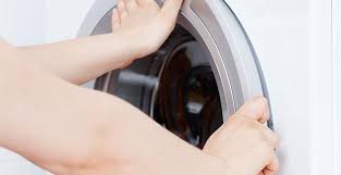 Normally waiting for the cycle to end is all you need to do to unlock the door, or turn your washer on if it's off. How To Fix A Washing Machine Door That S Jammed Ariel