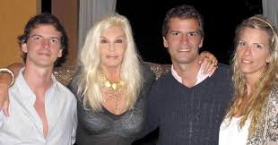 Susana giménez en intrusos | entrevista completa (27/04/2020). Susana Gimenez Publico Una Foto Con Sus Hermanos Y Sorprendio A Todos Al Revelar Que Son Cuatro Radio Mitre