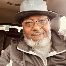 Kevin Brooks (@kevin.brooks.393)