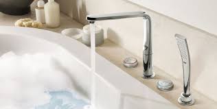 If your valve is highly corroded or the finish is wearing off, replace the entire faucet. Dripping Faucet In The Bathroom How To Fix Why Does Water Flow From The Mixer The Single Lever Version Flows What Should Be Done