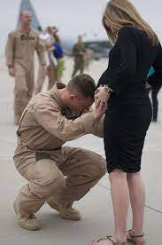 7 Pictures Of Military Love That Ll Melt Your Heart Military Love Military Homecoming Military