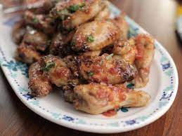 Tequila Lime Chicken Wings With Spicy Avocado Crema Recipe Valerie Bertinelli Food Network