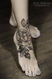 Rose Foot Tattoo That Goes Up Onto Ankle Idee Per Tatuaggi Tatuaggi Bellissimi Tatuaggi Carini