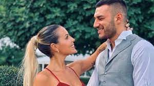 Pagina dedicata alla coppia claudia dionigi e lorenzo riccardi creata il 15/02/19 Uomini E Donne Lorenzo E Claudia Stanno Ancora Insieme