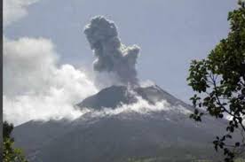 This means that magma is oozing from the volcano and is distinct from the. St Vincent And The Grenadines Prepares For Possible Volcanic Eruption