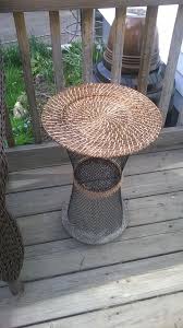 Cheap Diy Outdoor Side Table Base And Trunk Two Dollar Store Wire Waste Baskets Tied Together End To End Wi Diy Outdoor Table Dollar Stores Outdoor Side Table