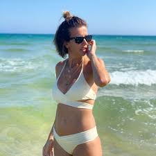 Dizem por aí que a nossa avril está a deixar crescer o cabelo que rapou durante o verão. Pipoca Mais Doce Hot A Pipoca Mais Doce Lanca Movimento Largaaperucasoraia A Melhor Pipoca Doce Para Quem Quer Testar Doces Diferentes E Ja Ama As Pipocas De Chocolate E Caramelo