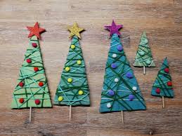 Gestalte mit diesen kostenlosen vorlagen. Weihnachtsbaum Aus Pappresten Basteln Dorfmama De