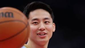 Freeman fuels SMB romp; 'Rain' scores