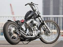 明日香さん 年式不明 s s製ショベルヘッドの画像 ショベル ショベルヘッド バイクに乗る女性