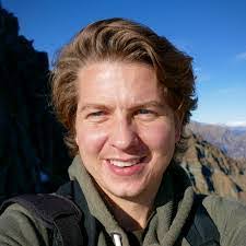 Cecilia Herrmann's Instagram, Twitter & Facebook