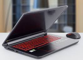 Depending on the model, either the ryzen 5 2500u or the more powerful ryzen 7 2700u is used. Acer Nitro 5 An517 52 Review 17 Inches Of Reasonably Priced Gaming