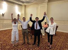 El total de votos calculado y porcentaje que se muestran, se refieren a los votos asentados en las actas prep hasta el momento. Ityykgaxhawpgm