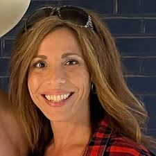 Selena Rapp's Instagram, Twitter & Facebook