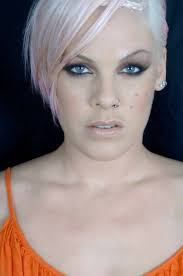 Pink Very Young Maybe Before She Got Huge Pink Singer Short Hair Styles Hair Styles