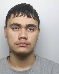 Teen jailed for knifepoint robbery and assault in Aberaeron