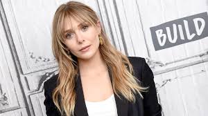 The wandavision actress casually revealed that she and her longtime partner, robbie arnett, are married. Elizabeth Olsen Is Brunette Now Teen Vogue
