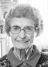 Lorraine Mammenga: 1932-2020