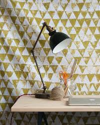 895x660 17 hiasan dinding kamar yang unik simple dan elegan lengkap jam dinding unik buatan sendiri tidak membutuhkan banyak bahan, anda pun bisa menggunakan mesin jam yang masih berfungsi namun sudah tidak terpakai. 8 Dekorasi Kamar Dari Barang Bekas Yang Murah Dan Mudah