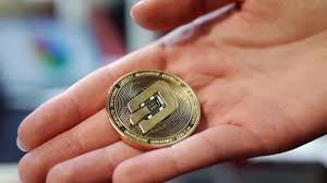 Any correction to $133 and i am still bullish, but i have a feeling the market wants to runaway. Woman Hand Holding Gold Dash Coin Cryptocurrency Exchange Business Virtual Video By C Stockbusters Stock Footage 198848372