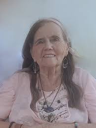 Sandra Gillman's Instagram, Twitter & Facebook