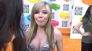 Kids' choice awards, usa 2012 winner blimp award: Jennette Mccurdy At The 2012 Kca Awards Sitcoms Online Photo Galleries