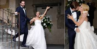 Non era vero, ma l'apologo che salta fuori dalla storia può insegnare e se è vero che boccia e la de girolamo non hanno ancora celebrato nessun matrimonio e che si sposeranno (prima in municipio e poi in chiesa). Michelle Hunziker Le Immagini Mai Viste Del Suo Matrimonio Foto E Video Gossip