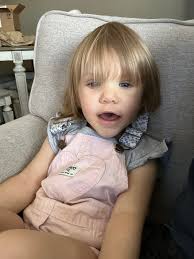 Hairstyles for baby girls with bows?