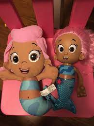 Both Talk And Sing And Requires Batteries May Ship Without Them To Lessen The Total Weight Disney Stuffed Animals Plush Bubble Guppies
