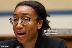 136 Kelly Sampson Stock Photos, High-Res Pictures, and Images