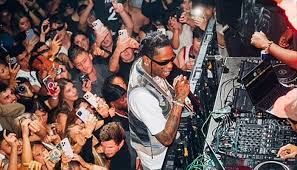 Travis Scott hosts epic Melbourne afterparty with fans post-concert