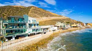 Las Tunas Beach Retreat Luxury Retreats Malibu Beach House Malibu Beaches Luxury Retreats