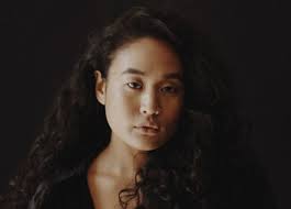 Khi phụ nữ trở thành nạn nhân của thú tiêu khiển 'ném đá trên mạng xã hội' 