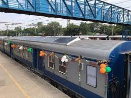 The Largest Rail Network In Asia Just Debuted A Solar Paneled Train Indian Railways Train Indian Railway Train