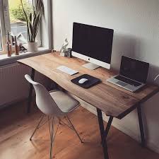Minimal Dsgn Photo Butcher Block Wood Desk In 2020 Minimalist Home Interior Minimalist Home House Interior