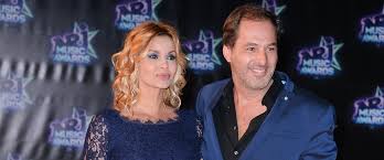 « instinctivement, je me suis approchée du balcon, je me suis agrippée à la rambarde et. Ingrid Chauvin S Est Separee En Savoir Plus Sur Thierry Peythieu Son Ex Mari