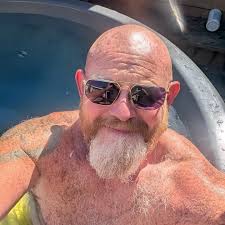 Love this photo .. Jim Taylor