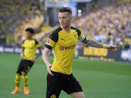 Marco reus of borussia dortmund. Marco Reus Lionel Messi Psychologe Erklart Was Ihre Tattoos Uber Sie Aussagen Watson