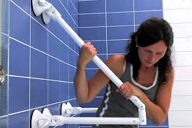 Trova ispirazione scegli tra migliaia di prodotti arreda la casa senza uguali. Maniglioni Per Bagno Componibili Grazie All Attacco A Ventosa