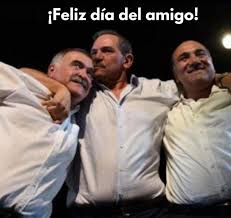 Otra vez aparezco en escena, esta vez para desearles a todos ¡feliz día del amigo! Qtt5gdpt3rndvm