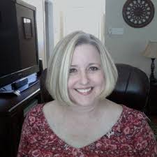 Doris Herd's Instagram, Twitter & Facebook