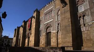 URGENT: Incendie Majeur à la Mosquée-Cathédrale de Cordoue! - Imagen principal del artículo